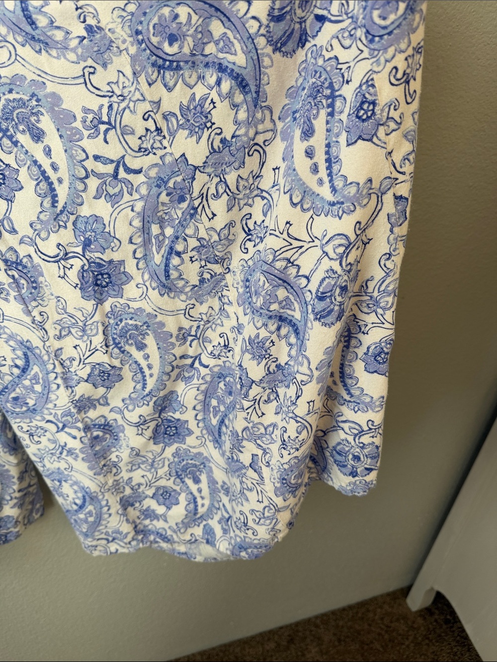 True Destinations- Bundle Light Blue Tank with Blue Paisley Wide Leg Pants - Picture 9 of 10